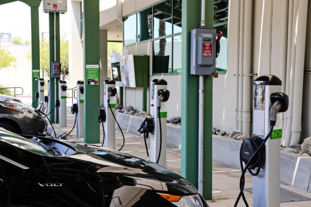 Southern California Edison Charge Ready electric-car charging program