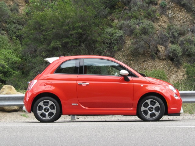 2013 Fiat 500e electric car, Los Angeles drive event, April 2013