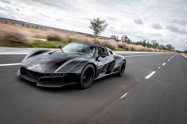 2018 Rezvani Beast Alpha X Blackbird