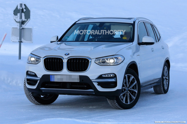 2021 BMW iX3 spy shots - Image via S. Baldauf/SB-Medien