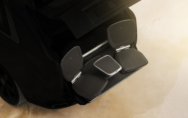 Rolls-Royce Cullinan's tailgate seats