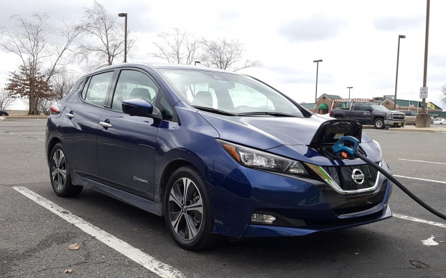 2018 Nissan Leaf with EVgo fast charger at NJ Turnpike Molly Pitcher travel plaza, Feb 2018 2018 Nissan Leaf with EVgo fast charger at NJ Turnpike Molly Pitcher travel plaza, Feb 2018