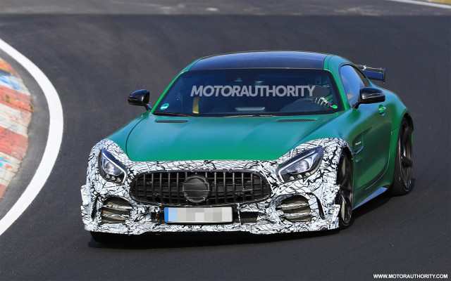2020 Mercedes-AMG GT R 'Clubsport' spy shots - Image via S. Baldauf/SB-Medien