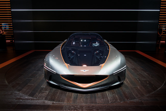 Genesis Essentia, 2018 New York auto show