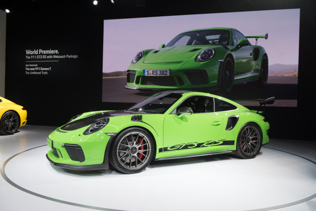 2019 Porsche 911 GT3 RS Weissach package, 2018 New York auto show
