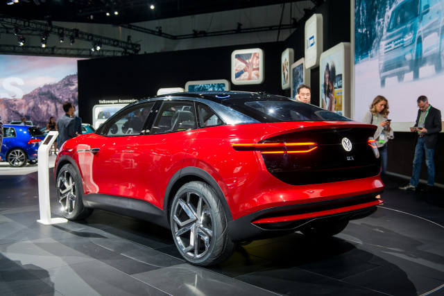 Volkswagen ID Crozz concept, 2017 Los Angeles auto show