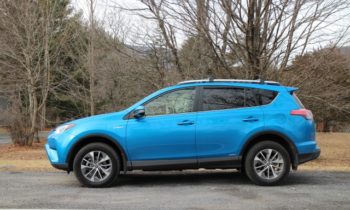 More sedan, smaller, entry models bite the dust in Detroit