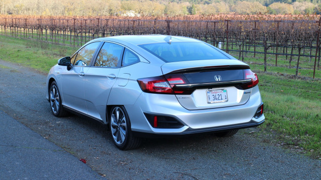 2018 Honda Clarity Plug-In Hybrid drive, Napa Valley, Caifornia, Dec 2017 2018 Honda Clarity Plug-In Hybrid drive, Napa Valley, Caifornia, Dec 2017