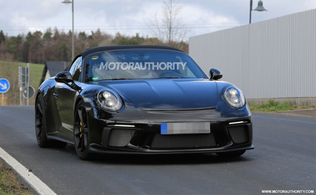 2019 Porsche 911 Speedster spy shots - Image via S. Baldauf/SB-Medien