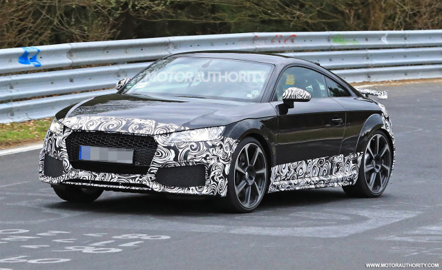 2020 Audi TT RS facelift spy shots - Image via S. Baldauf/SB-Medien