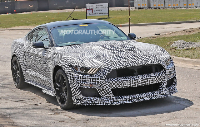 2020 Ford Mustang Shelby GT500 spy shots - Image via S. Baldauf/SB-Medien
