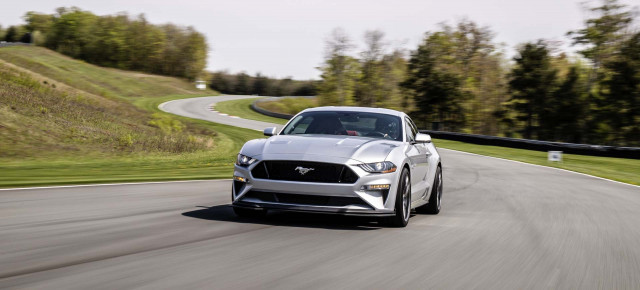 2018 Ford Mustang GT Peformance Package Level 2
