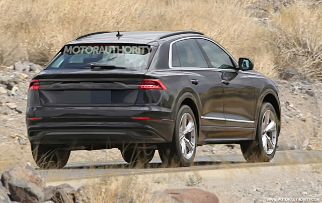 2020 Audi Q8 spy shots - Image via S. Baldauf/SB-Medien