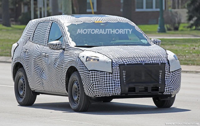 2020 Ford Escape (Kuga) spy shots - Image via S. Baldauf/SB-Medien