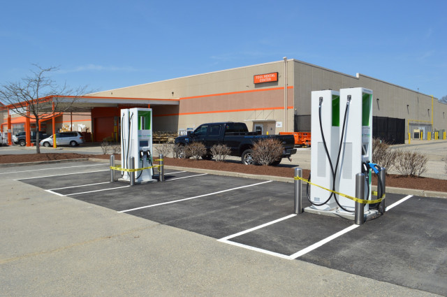 Electrify America 350 kw chargers at Home Depot in Chicopee, Mass.