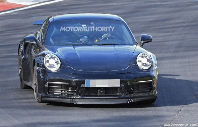 2020 Porsche 911 Turbo spy shots - Image via S. Baldauf/SB-Medien