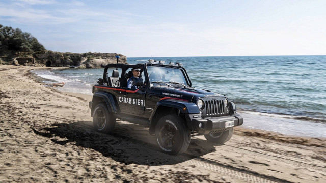 Italian Police add a Jeep Wrangler to patrol the beaches