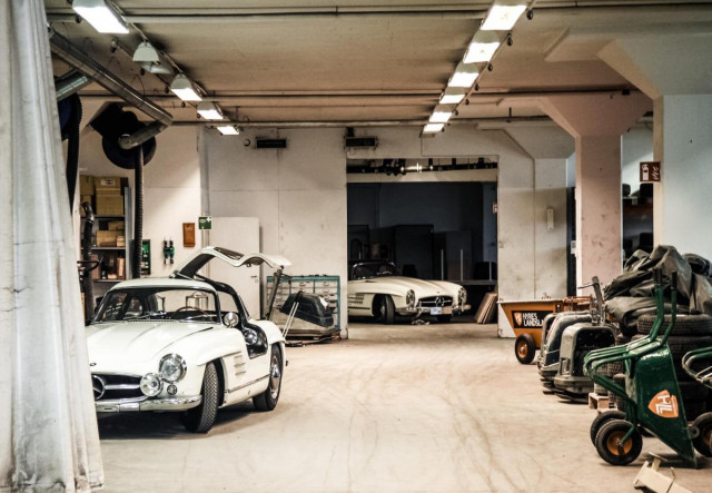 Pair of unrestored Mercedes-Benz 300SLs heads to auction