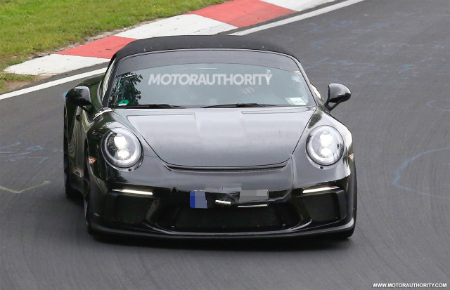 2019 Porsche 911 Speedster spy shots - Image via S. Baldauf/SB-Medien