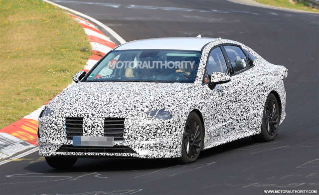 2020 Hyundai Sonata spy shots - Image via S. Baldauf/SB-Medien