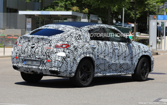 2020 Mercedes-Benz GLE Coupe spy shots - Image via S. Baldauf/SB-Medien 2020 Mercedes-Benz GLE Coupe spy shots - Image via S. Baldauf/SB-Medien