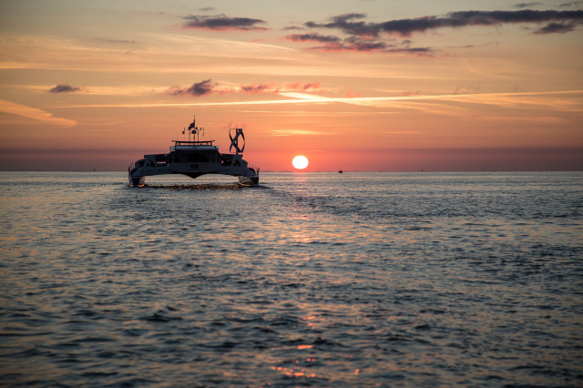 Toyota sponsors Energy Observer autonomous hydrogen-powered boat