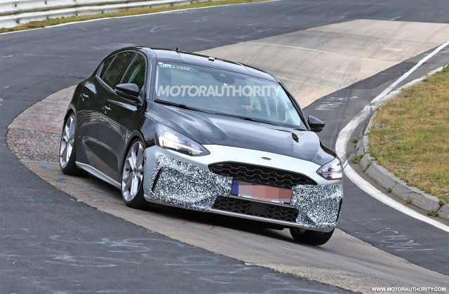 2019 Ford Focus ST spy shots - Image via S. Baldauf/SB-Medien