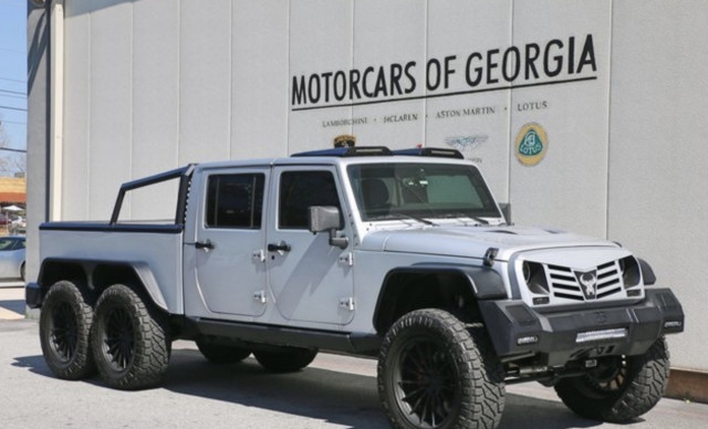 Custom Jeep Wrangler 6x6
