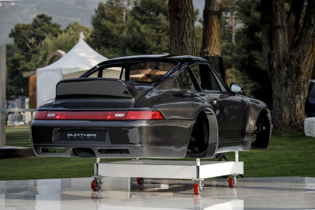 Gunther Werks carbon-fiber Porsche 993 911 body