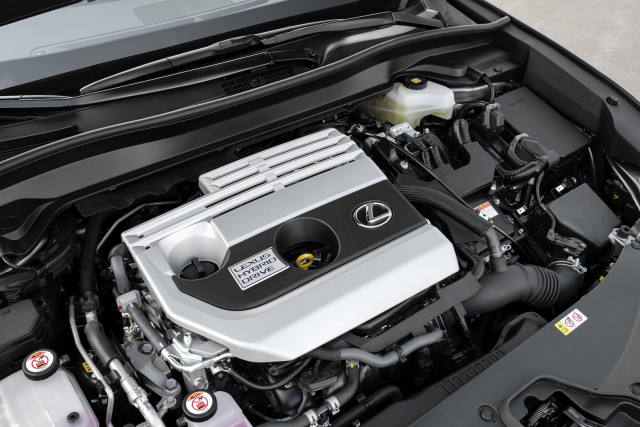 2019 Lexus UX (UX250h E-Four hybrid)