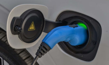 Charging cord for 2019 Volvo XC60 T8 plug-in hybrid may start fire, will be recalled
