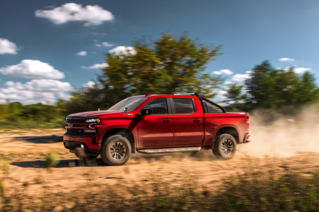 2019 Chevy Silverado RST Off-Road concept