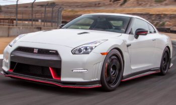 2015 Nissan Nismo GT-R Hot Lap! – 2014 Best Driver’s Car Contender
