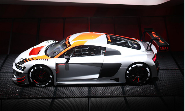 2019 Audi R8 LMS race car, 2018 Paris auto show