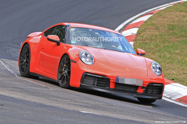 2019 Porsche 911 spy shots - Image via S. Baldauf/SB-Medien