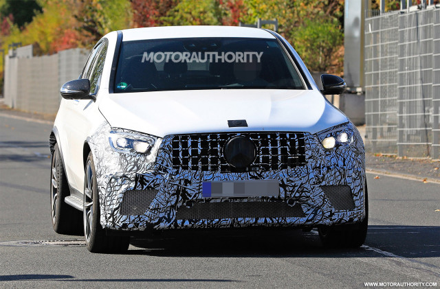 2020 Mercedes-AMG GLC63 Coupe facelift spy shots - Image via S. Baldauf/SB-Medien