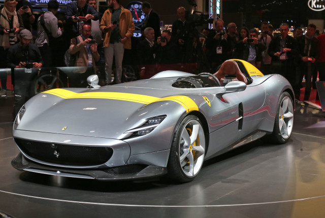 Ferrari Monza SP1, 2018 Paris auto show