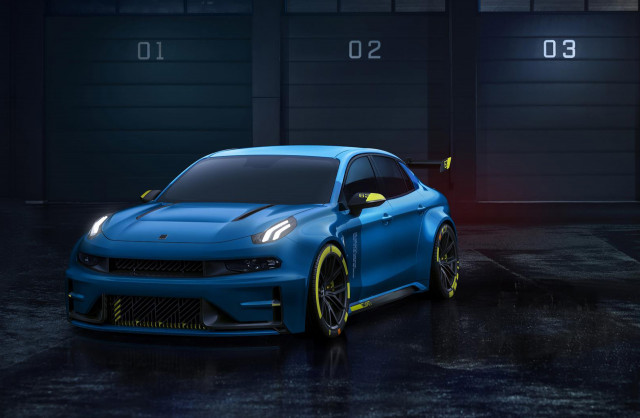 Lynk & Co. 03 Cyan concept