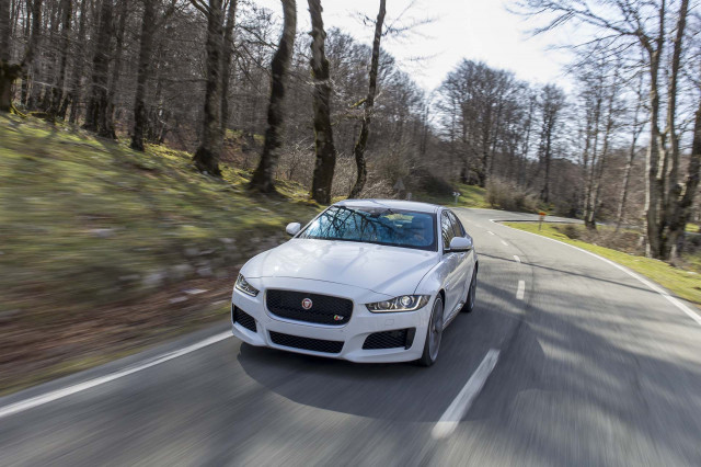 2019 Jaguar XE