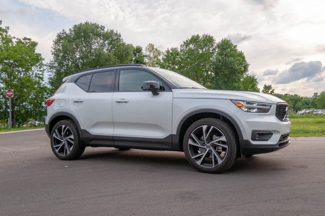 2019 Volvo XC40 T5 AWD R-Design