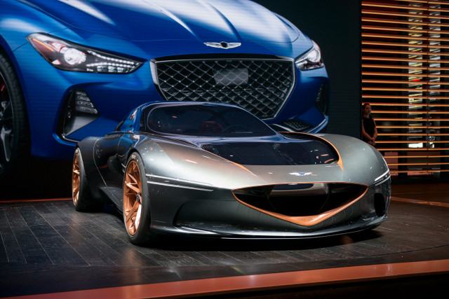 Genesis Essentia, 2018 New York auto show