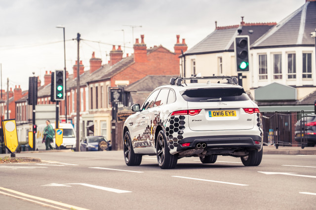 Jaguar-Land Rover Green Light Optimal Speed Advisory system