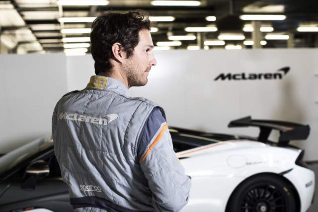 McLaren Sparco create world's lightest race suit