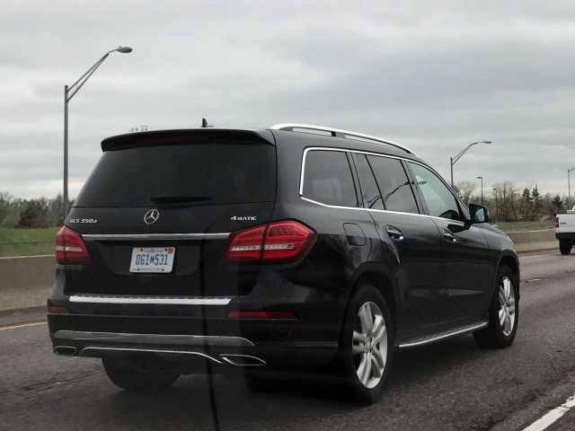 Mercedes-Benz GLS350d spotted testing near Denver
