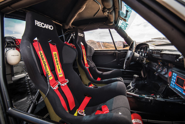 1985 Paris-Dakar Porsche 959 to be sold at auction