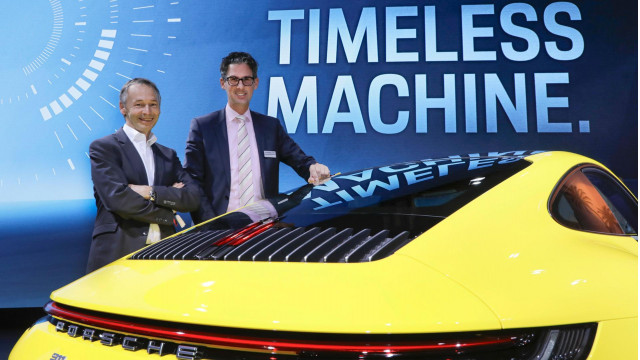 August Achleitner (left) hand over Porsche 911 lead engineer role to Frank-Steffen Walliser (right)
