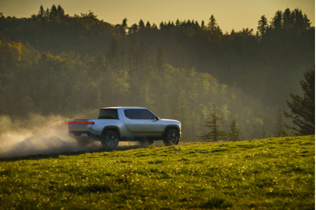 Rivian R1T electric pickup concept