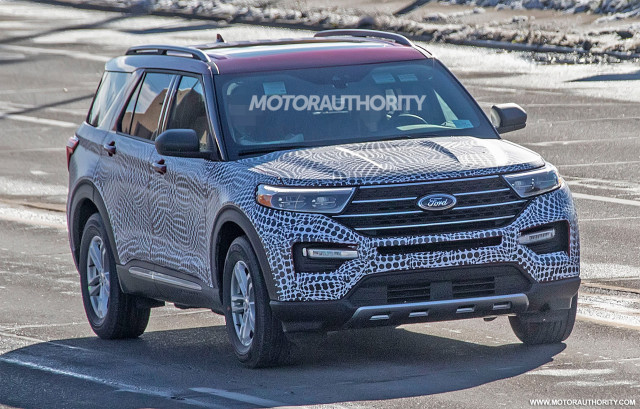 2020 Ford Explorer spy shots - Image via S. Baldauf/SB-Medien