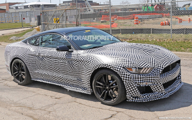 2020 Ford Mustang Shelby GT500 spy shots - Image via S. Baldauf/SB-Medien