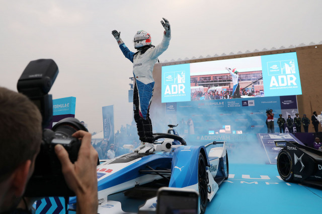 António Félix da Costa wins first Formula E race for BMW